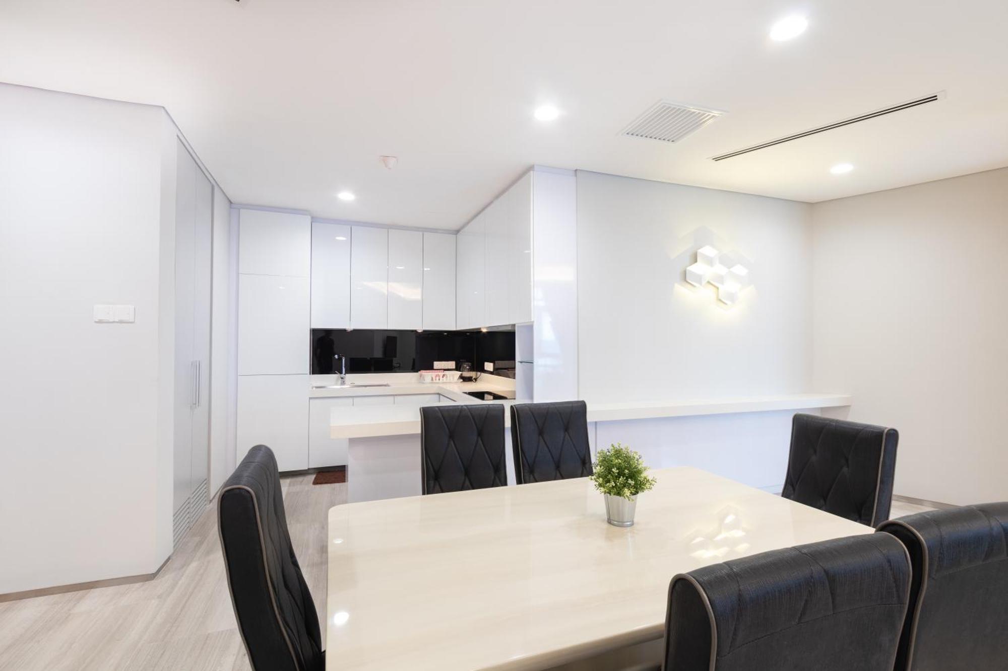 Pinetree Puteri Harbour @ Uha Apartment Nusajaya  Exterior photo